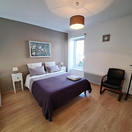Chambre Privee Independante Dans Une Maison Neffies 외부 사진