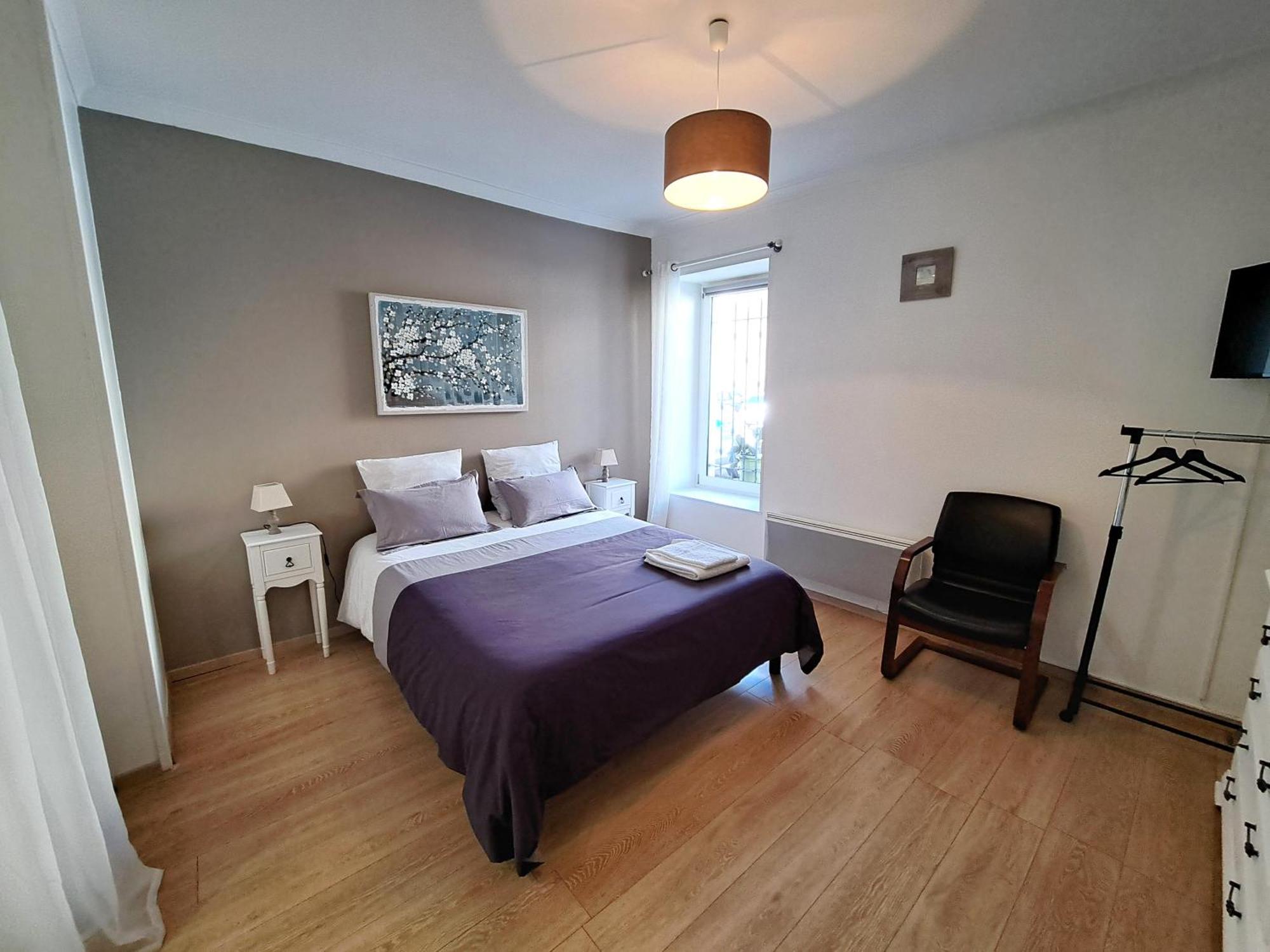 Chambre Privee Independante Dans Une Maison Neffies 외부 사진